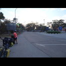 Die Umleitung des thailändischen Links- auf den Rechtsverkehr in Laos, siehe auch Darstellung in Google Maps